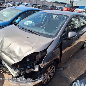 PEUGEOT 208 1.4 HDi 68cv AÑO 2014 - Imagen 2