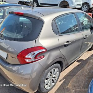 PEUGEOT 208 1.4 HDi 68cv AÑO 2014 - Imagen 3
