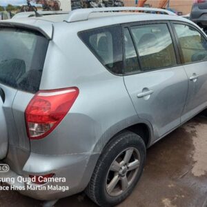 TOYOTA RAV4 2.2 D-4D 4WD 136cv AÑO 2006 - Imagen 3