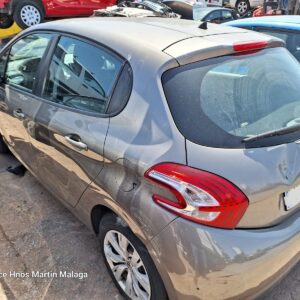 PEUGEOT 208 1.4 HDi 68cv AÑO 2014 - Imagen 4