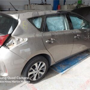TOYOTA AURIS E15 1.6 132cv AÑO 2015 - Imagen 3