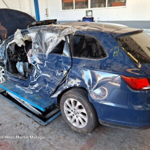 SEAT LEON ST 5F 1.6 110cv AÑO 2017 - Imagen 4