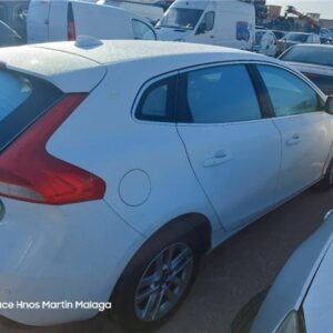 VOLVO V40 2.0 DIESEL 120cv AÑO 2016 - Imagen 4