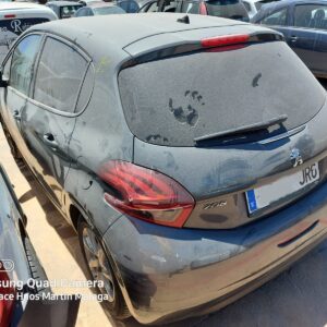 PEUGEOT 208 1.6 HDI 75cv AÑO 2016 - Imagen 4