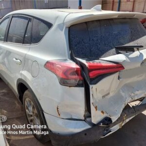 TOYOTA RAV4 HYBRID 2.5 16V 197cv AÑO 2017 - Imagen 4