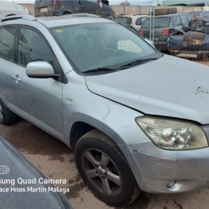 TOYOTA RAV4 2.2 D-4D 4WD 136cv AÑO 2006 - Imagen 2