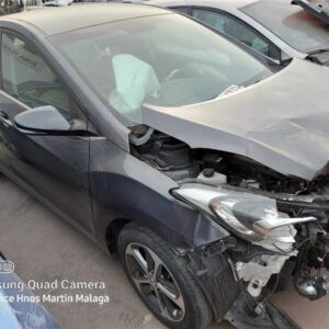 HYUNDAI i30 1.4 CRDI 120cv AÑO 2016 - Imagen 2