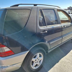 MERCEDES BENZ CLASE M W163 320i V6 218cv AÑO 2001 - Imagen 4