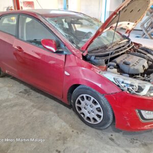HYUNDAI i30 1.4 CRDI 90cv AÑO 2014 - Imagen 2