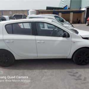 HYUNDAI i20 1.1 CRDI 75cv AÑO 2013 - Imagen 1