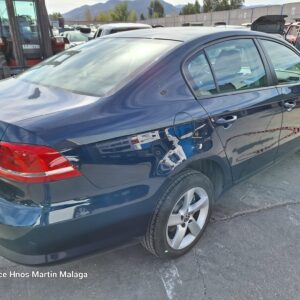 VOLKSWAGEN PASSAT 2.0 TDI 140cv AÑO 2012 - Imagen 4