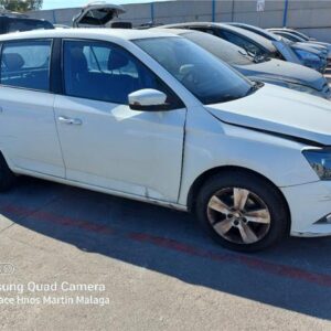 SKODA FABIA 1.0 MPI 75cv AÑO 2017 - Imagen 1