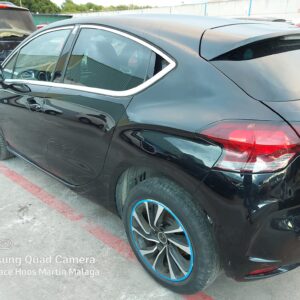 CITROEN DS4 1.2 12V e-THP 131cv AÑO 2017 - Imagen 3
