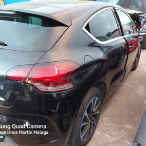 CITROEN DS4 1.2 12V e-THP 131cv AÑO 2017 - Imagen 4