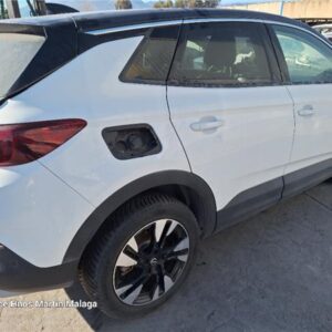 OPEL GRANDLAND 1.6i HYBRID 200cv AÑO 2021 - Imagen 4