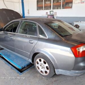 AUDI A4 BERLINA 1.9 TDI 130cv AÑO 2004 - Imagen 3
