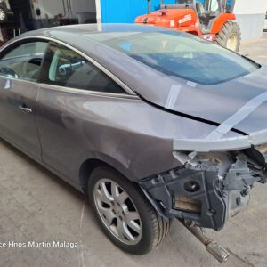 RENAULT LAGUNA COUPE 2.0 DCI 150cv AÑO 2010 - Imagen 3