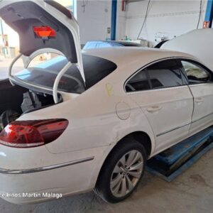 VOLKSWAGEN PASSAT CC 2.0 TDI 140cv AÑO 2014 - Imagen 4