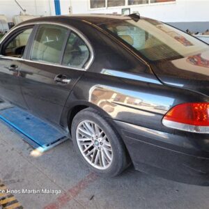 BMW 745i E65 V8 32V 333cv AÑO 2002 - Imagen 3
