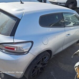 VOLKSWAGEN SCIROCCO 2.0 TDI 140cv AÑO 2009 - Imagen 3