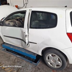 RENAULT TWINGO II 1.5 DCI AÑO 2011 - Imagen 4