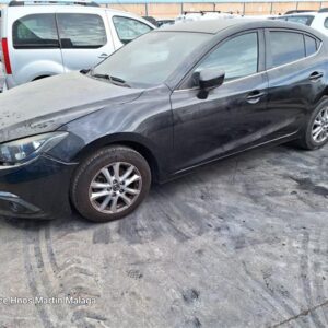 MAZDA 3 BERLINA / SEDAN 2.2 BLACK TECH EDITION AÑO 2015 - Imagen 2