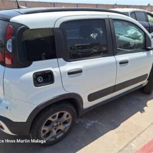 FIAT III PANDA HIBRIDO-SUAVE CITY CROOS AÑO 2022 - Imagen 3