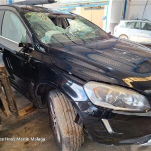 VOLVO XC60 2.0 KINETIC 2WD AÑO 2015 - Imagen 2