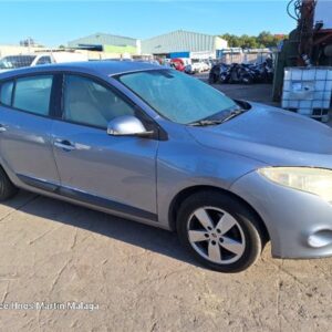 RENAULT MEGANE III BERLINA 5P 1.5 DYNAMIQUE AÑO 2010 - Imagen 2
