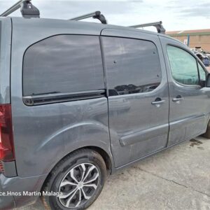 PEUGEOT PARTNER TEPEE 1.6 ACCESS AÑO 2018 - Imagen 4