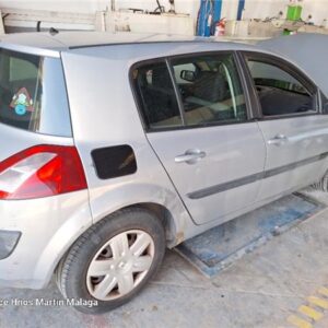 RENAULT MEGANE II AÑO 2005 - Imagen 4